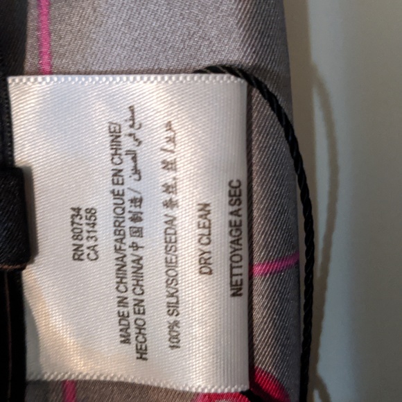 BCBGMAXAZRIA Breast Cancer Awareness Silk Scarf - Picture 8 of 8